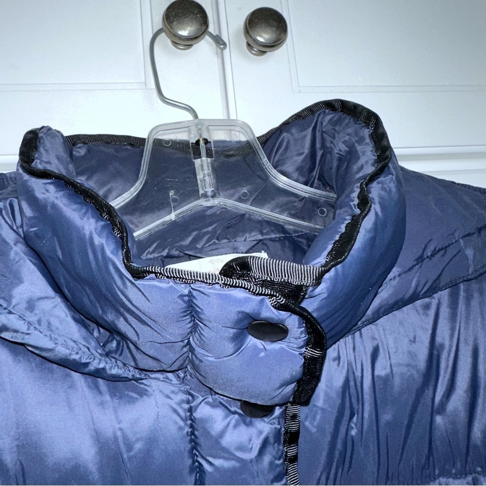 Entro Navy Hooded Puffer Vest Medium - Picture 11 of 15